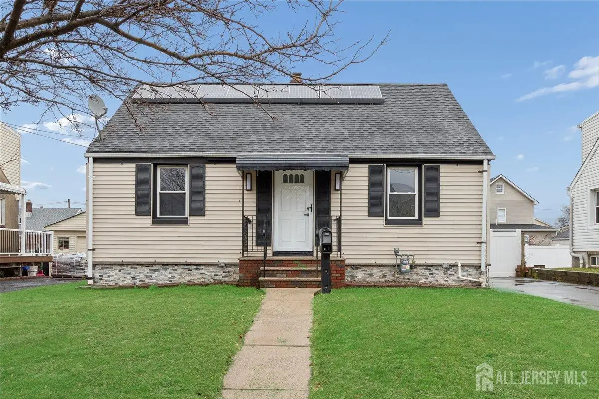 -92 William Street, Carteret, NJ 07008 - #1