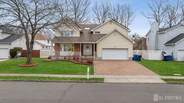 -8 Danny Court, North Brunswick, NJ 08902