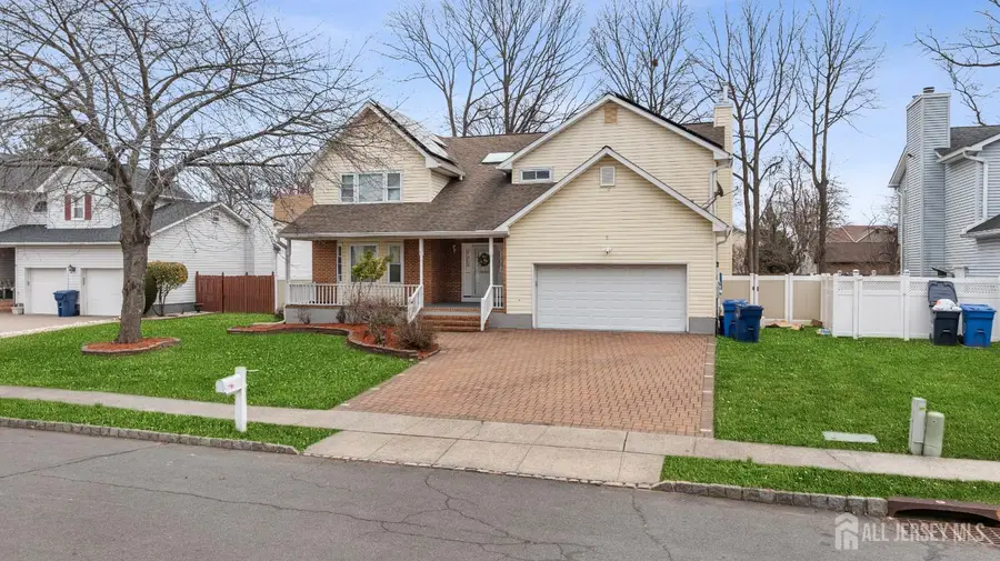 -8 Danny Court, North Brunswick, NJ 08902 - #2