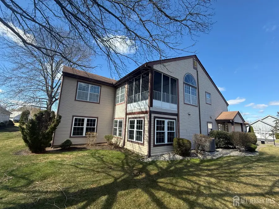 -8 Ingram Drive #D, Monroe, NJ 08831 - #3