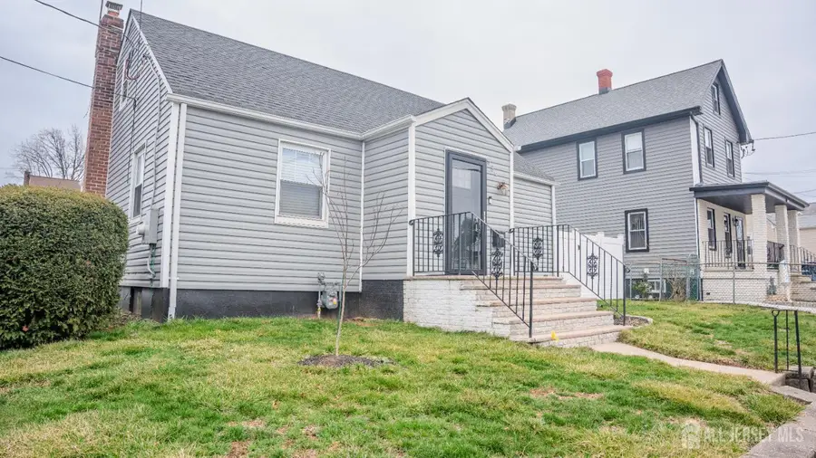 -636 Lee Street, Perth Amboy, NJ 08861 - #2