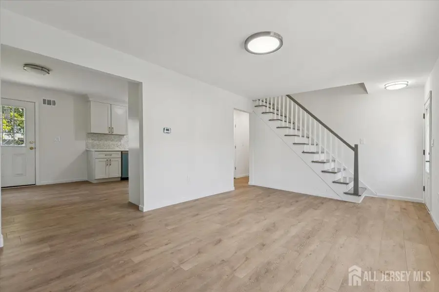 -38 Lincoln Avenue, Colonia, NJ 07067 - #3