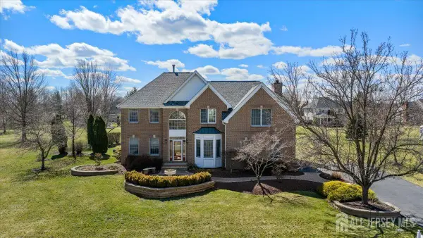 -11 Briardale Court, Plainsboro, NJ 08536