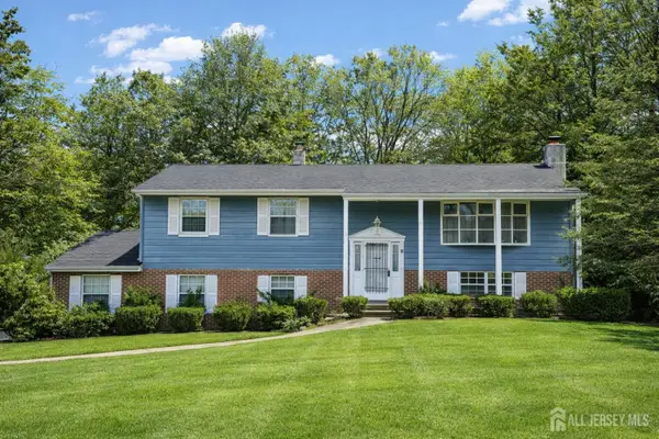 -4 Walnut Street, Monroe, NJ 08831