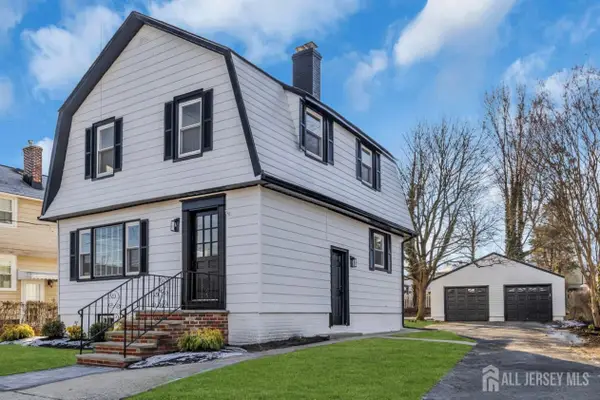 -36 W Lakewood Avenue, Milltown, NJ 08850