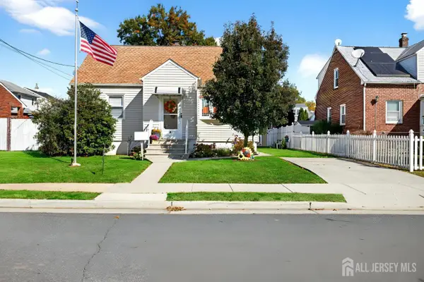 -6 Elmwood Avenue, Carteret, NJ 07008