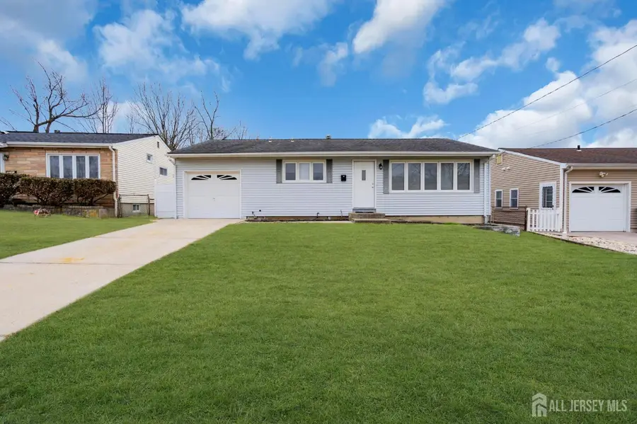 -16 Hemlock Drive, Parlin, NJ 08859 - #3