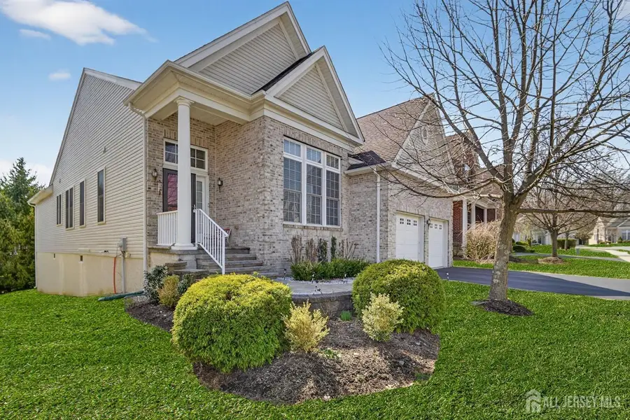 -6 Inverness Drive, Heathcote, NJ 08824 - #2