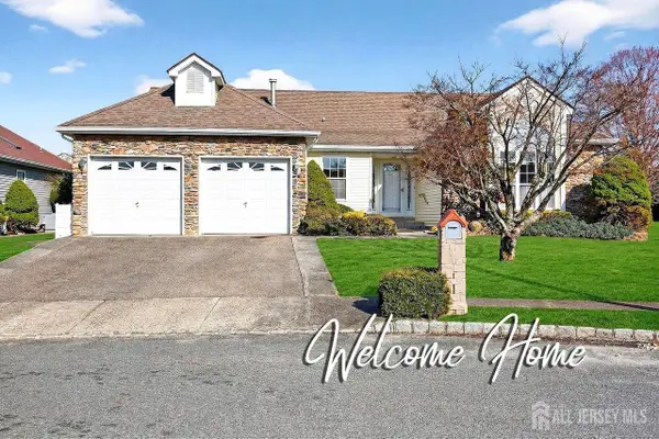 -5 Cordoba Court, Toms River, NJ 08757