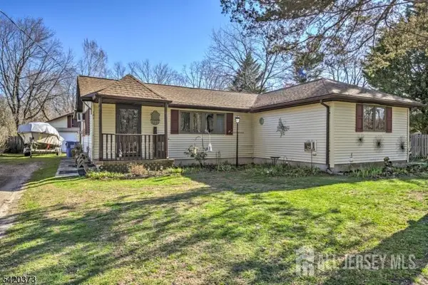 -181 E Pleasant Grove Road, Jackson, NJ 08527