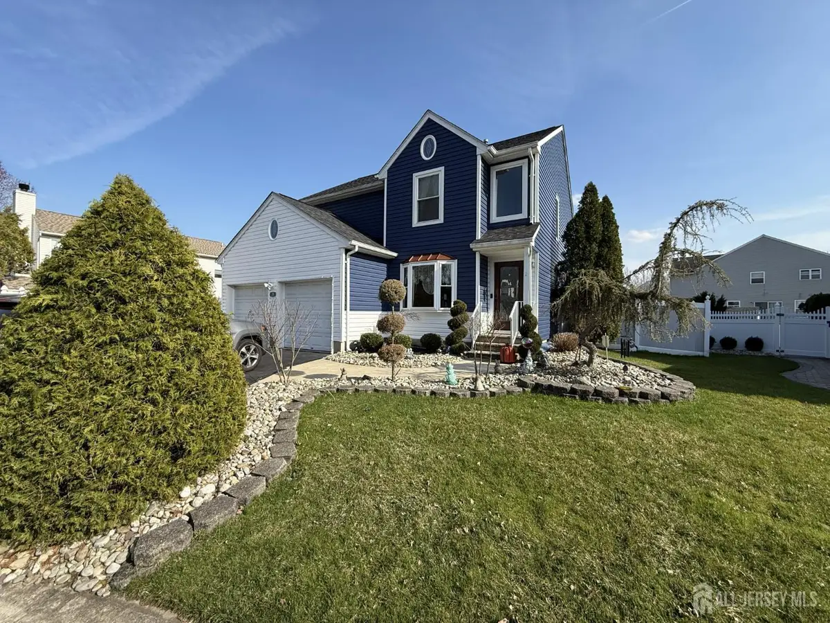 -15 Sutton Place, Helmetta, NJ 08828 - #1