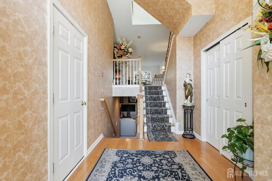 -14 Linda Court, Laurence Harbor, NJ 08879 - #2