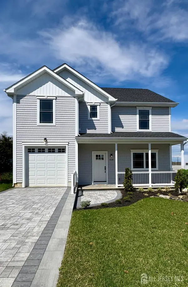 -528 Catherine Street, South Amboy, NJ 08879