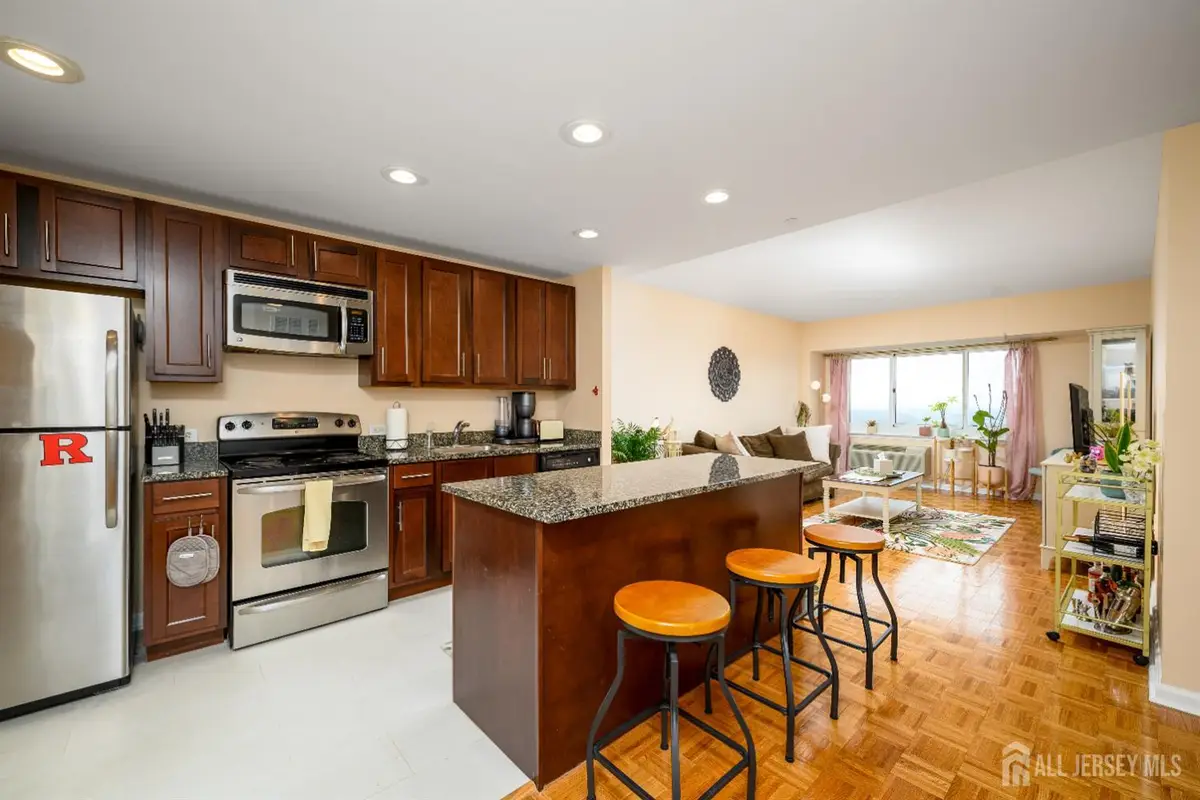 -110 Somerset Street #2103, New Brunswick, NJ 08901 - #1