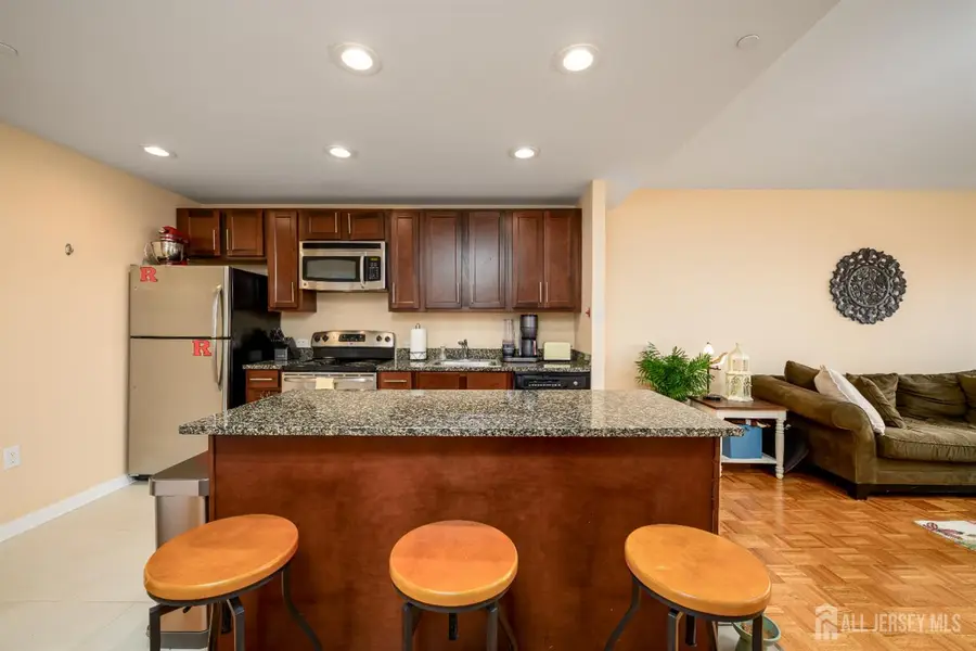 -110 Somerset Street #2103, New Brunswick, NJ 08901 - #3