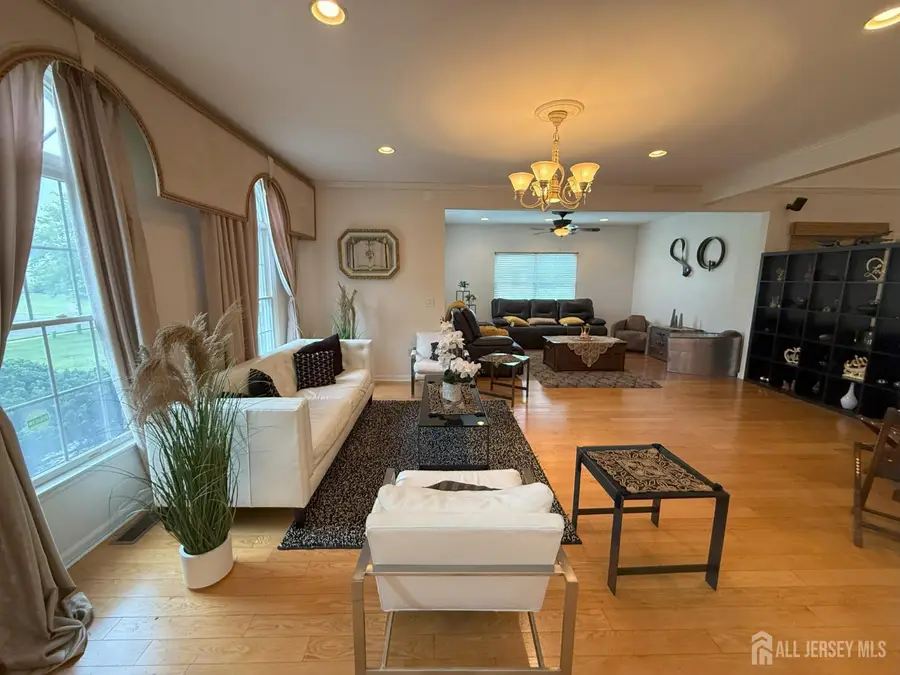 -28 Renk Farm Drive, South Brunswick, NJ 08852 - #2