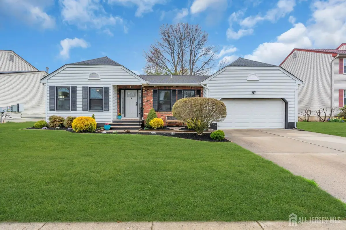 -3 Lynn Court, North Brunswick, NJ 08902 - #1
