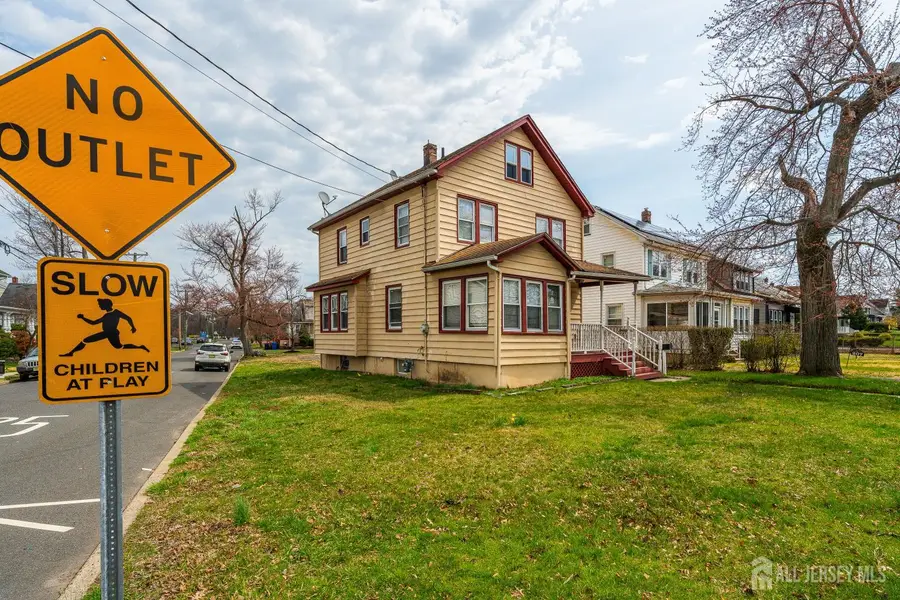 -203 S Washington Avenue S, Dunellen, NJ 08812 - #2