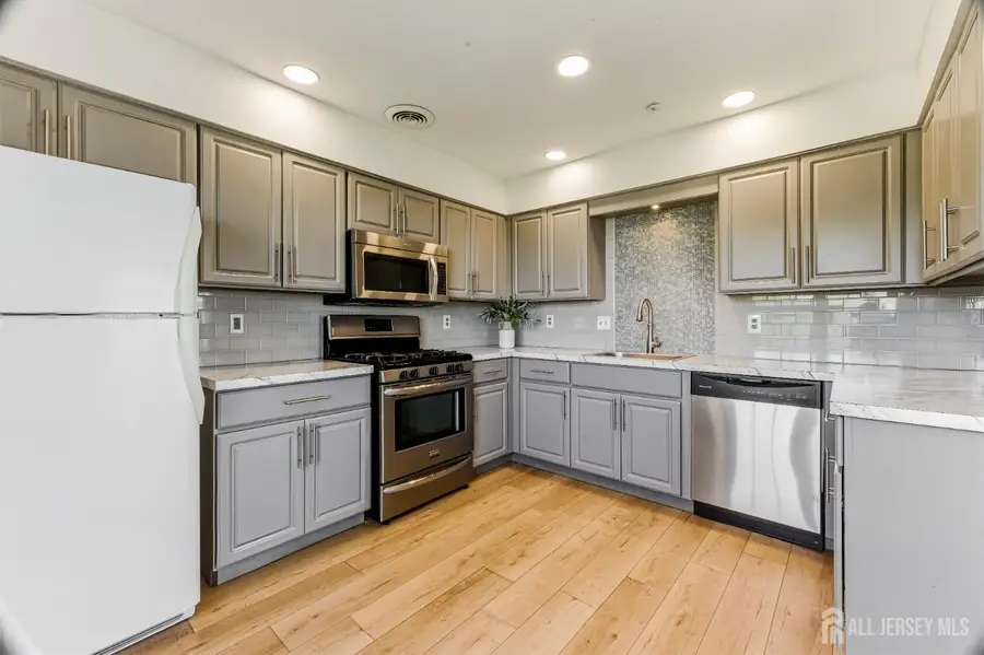 -5210 Riverfront Drive, Palmyra, NJ 08065 - #2