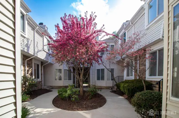 -1025 Schmidt Lane, North Brunswick, NJ 08902