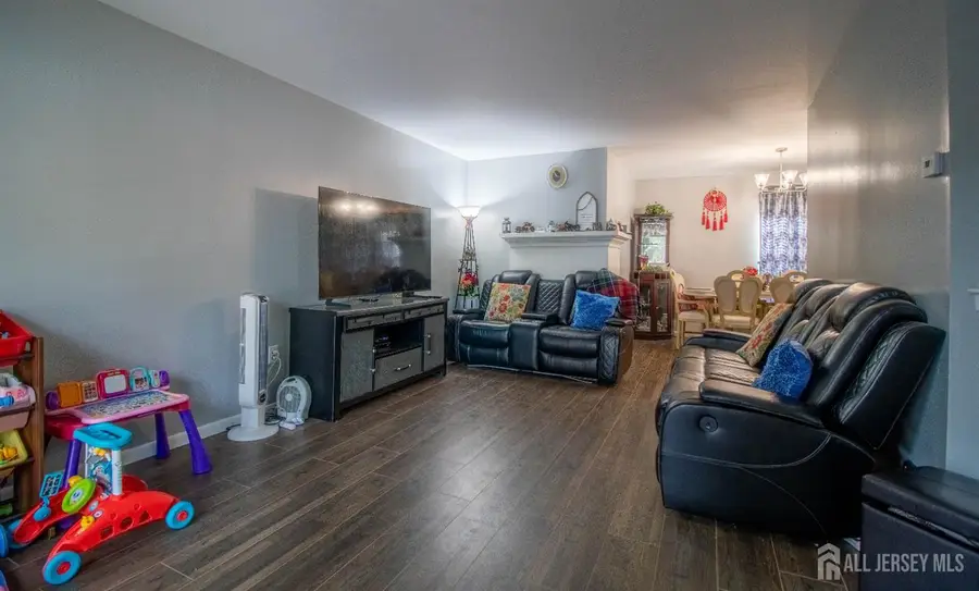 -1025 Schmidt Lane, North Brunswick, NJ 08902 - #2