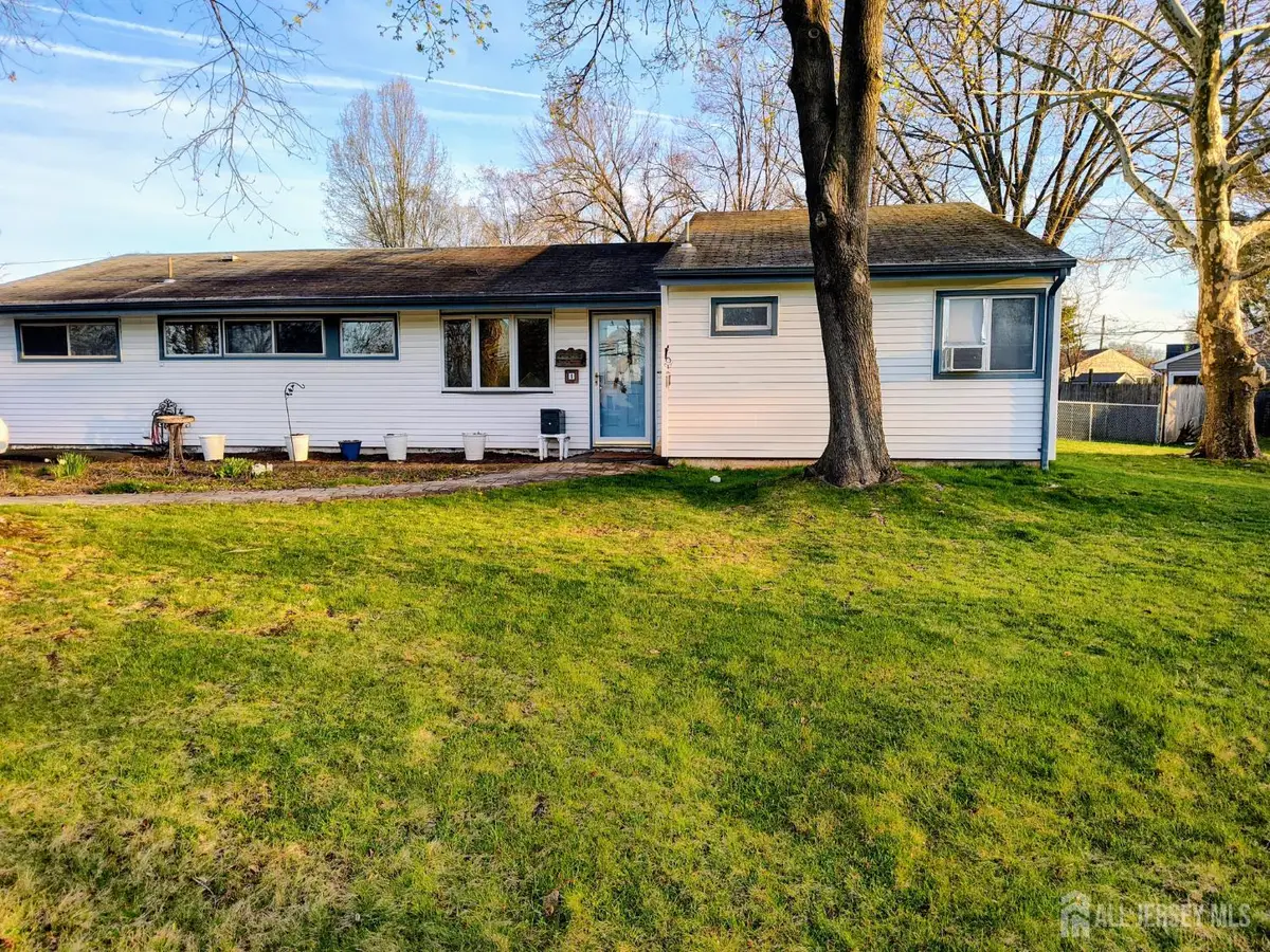 -1 Cambridge Road, Kendall Park, NJ 08824 - #1