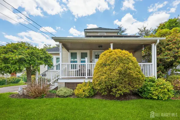 -117 Maple Shade Avenue, Hamilton, NJ 08690
