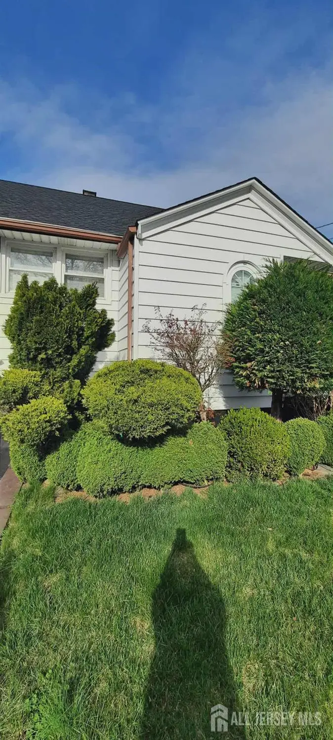 -106 Maryknoll Route, Menlo Park Terrace, NJ 08840 - #3