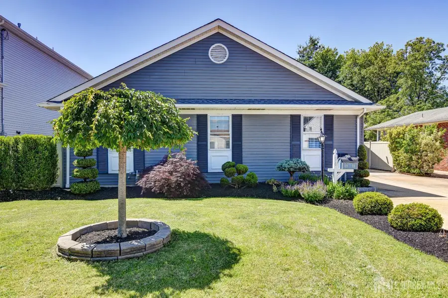 -94 Mccutcheon Avenue, Sayreville, NJ 08872 - #2