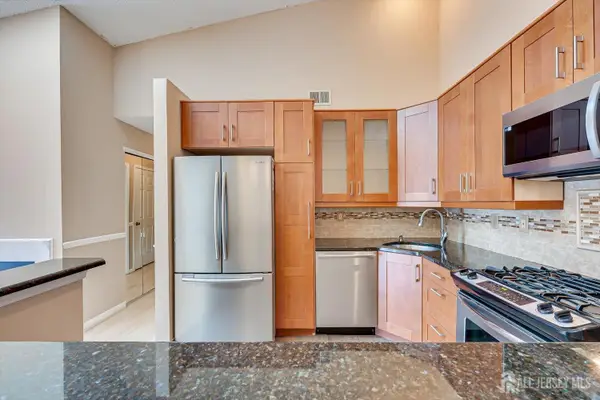 -68 Clay Street, North Brunswick, NJ 08902