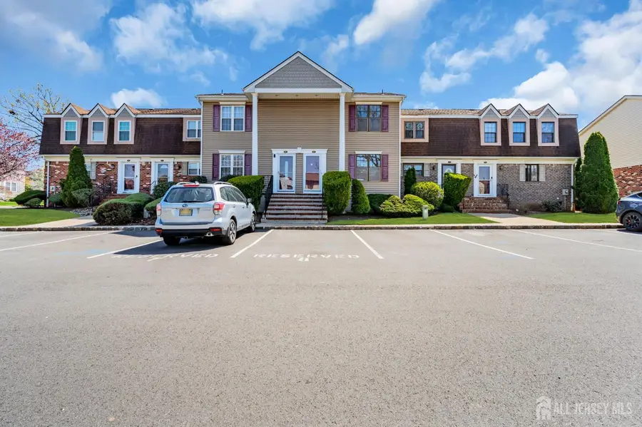 -53 Heritage Lane, Fords, NJ 08863 - #3