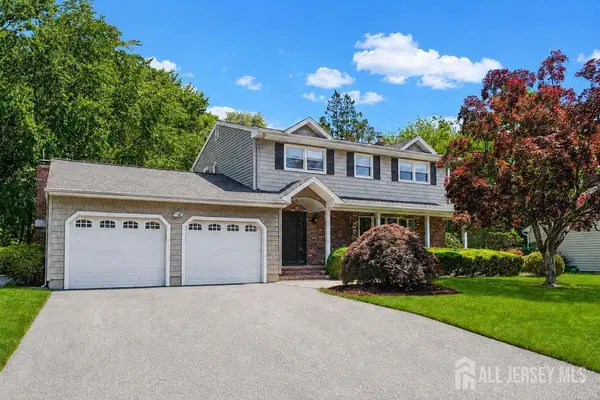 -18 Wedgewood Court, East Brunswick, NJ 08816