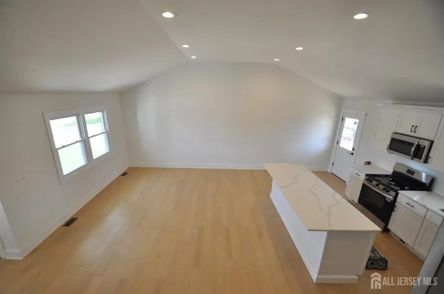 -105 Coolidge Avenue, Carteret, NJ 07008 - #3