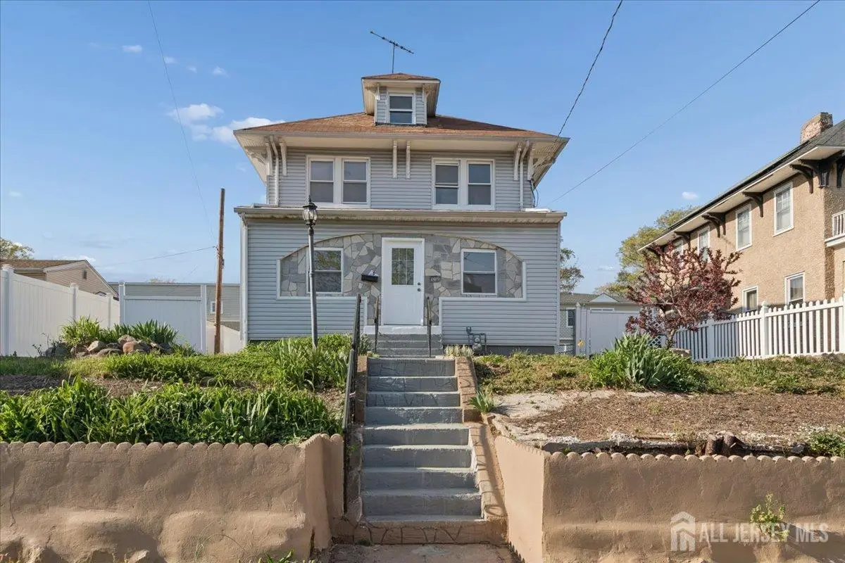 -109 E 6 Avenue, Roselle, NJ 07203 - #1