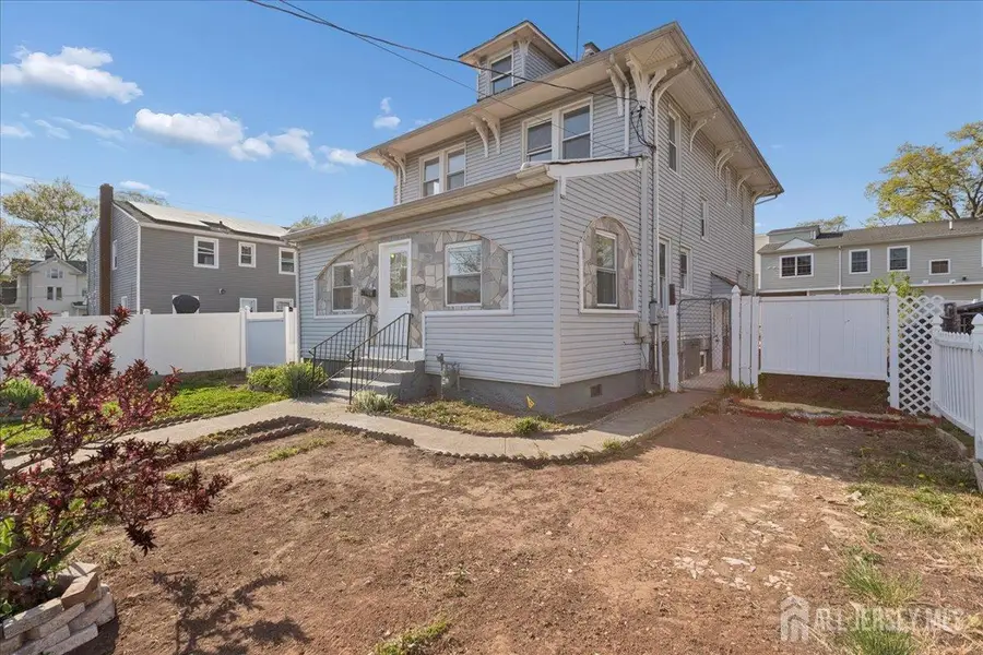 -109 E 6 Avenue, Roselle, NJ 07203 - #3