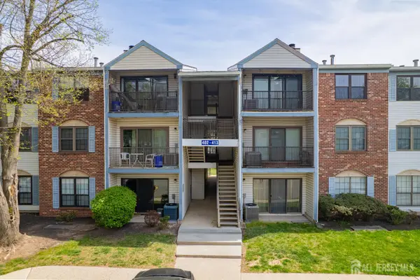 -407 Lancaster Court, Piscataway, NJ 08854