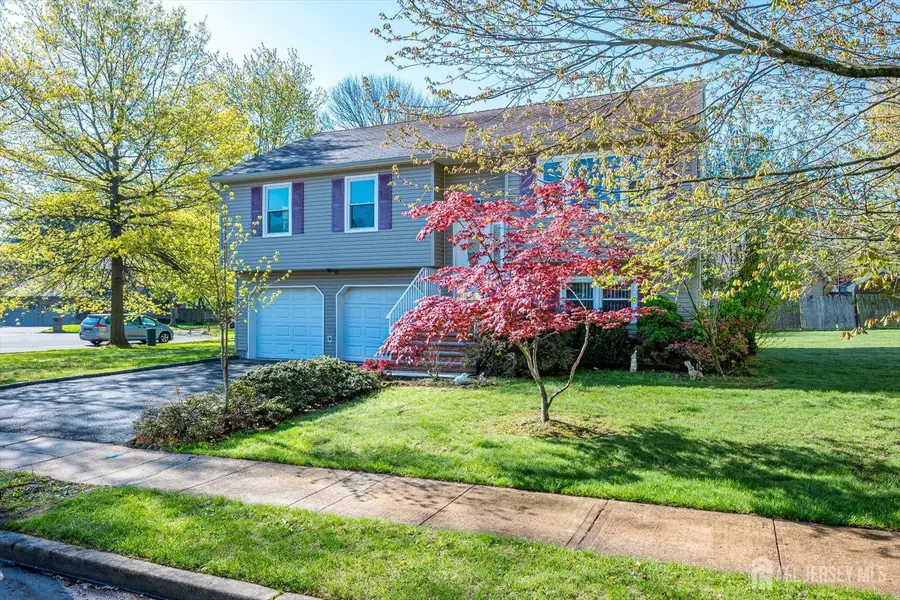 -6 Sussex Court, Edison, NJ 08820 - #2