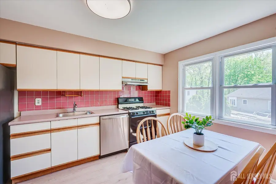 -6 Sussex Court, Edison, NJ 08820 - #3