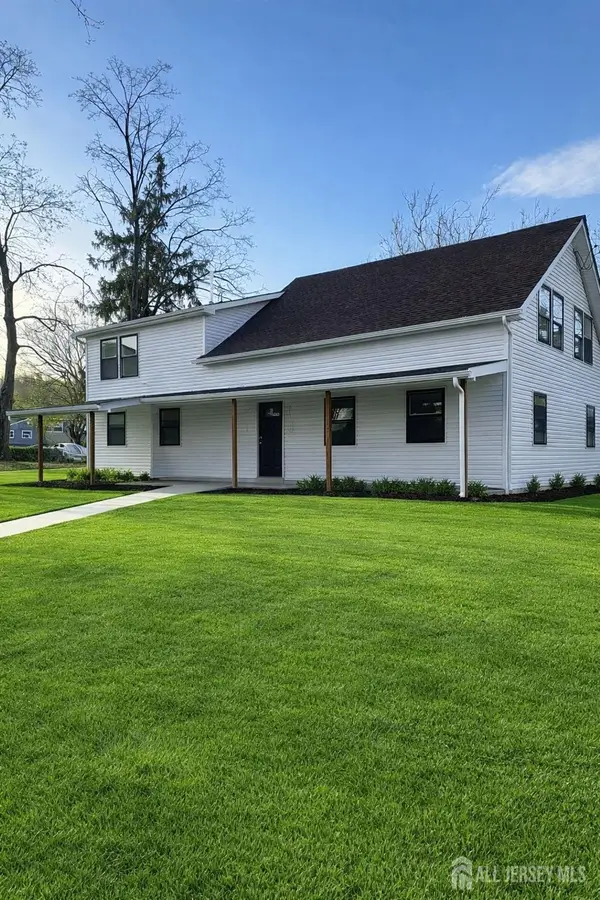 -77 Green Brook Road, Middlesex, NJ 08846