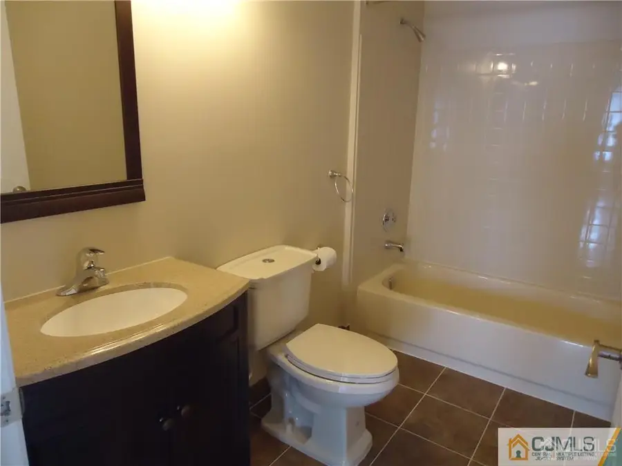 -306 Wimbeldon Court, North Brunswick, NJ 08902 - #3