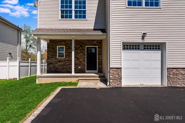 -121 Teeple Place, South Plainfield, NJ 07080