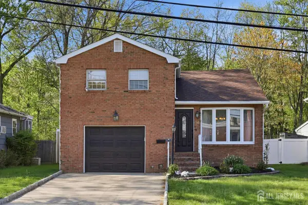 -42 Lenox Avenue, Green Brook, NJ 08812
