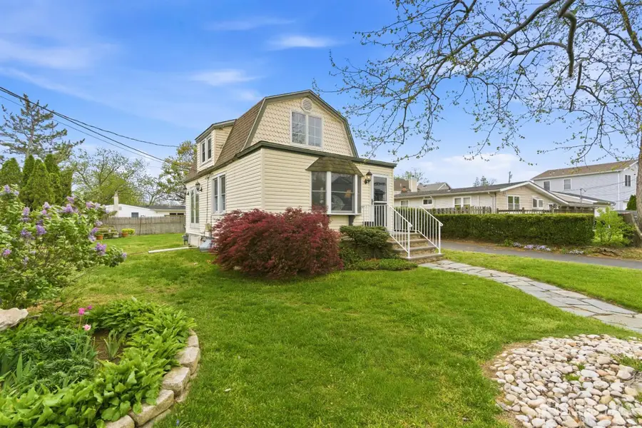 -114 Ocean Boulevard, Laurence Harbor, NJ 07735 - #3