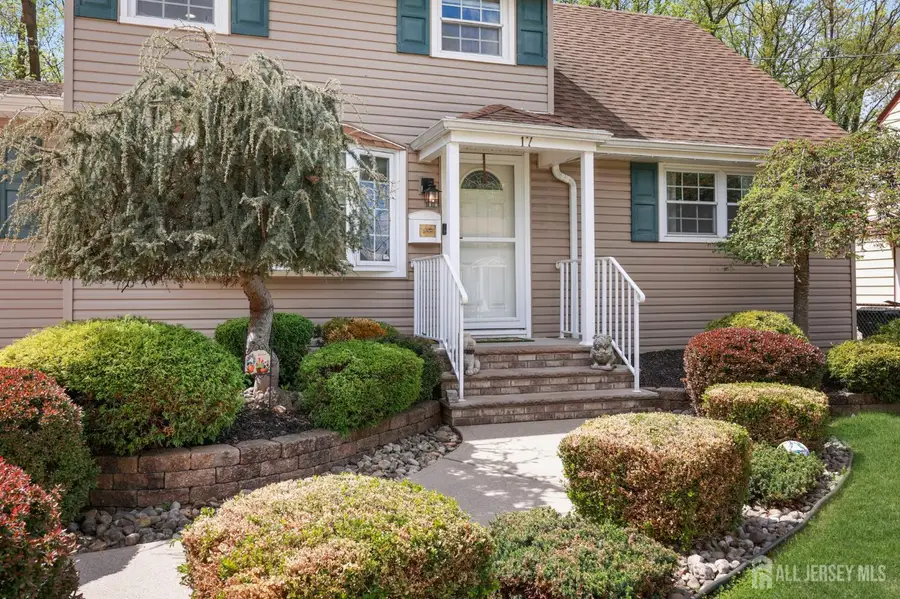 -17 Clembil Court, Hopelawn, NJ 08861 - #3