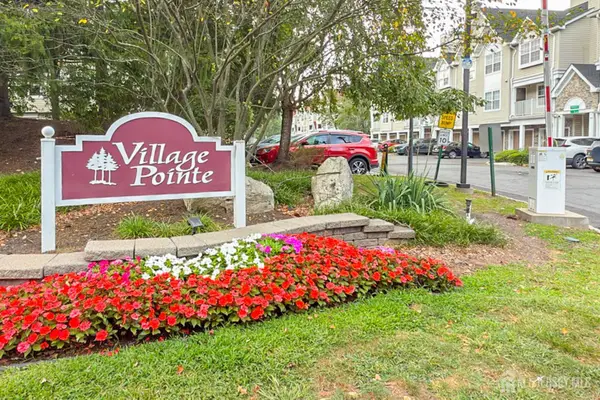 -28 Inverness Drive, Edison, NJ 08820