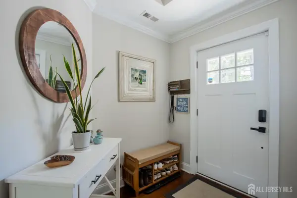 -20 Waverly Street, Keyport, NJ 07735