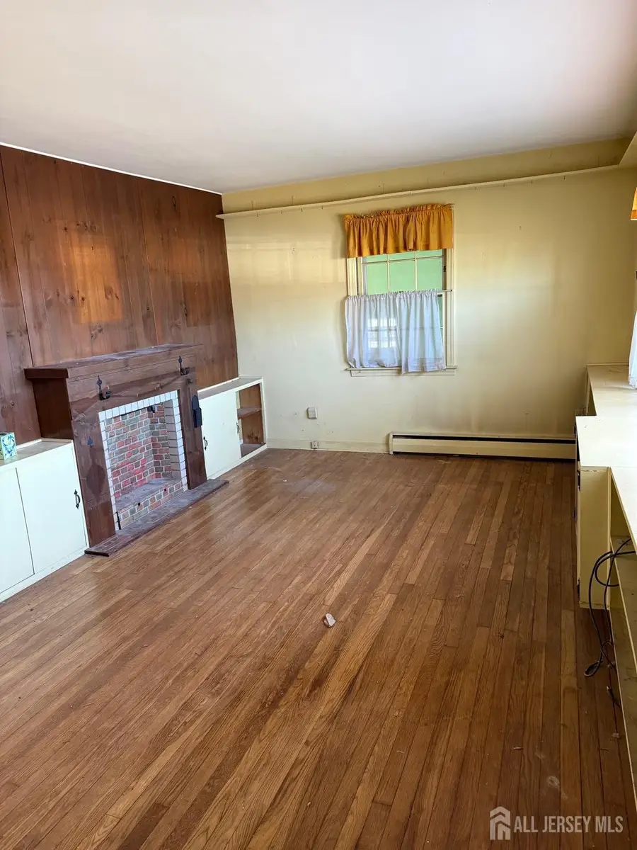 -1 Mitchell Avenue, East Brunswick, NJ 08816 - #2