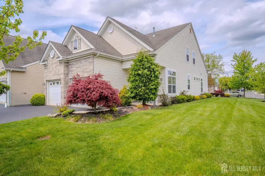 -2 Diamond Spring Drive, Monroe, NJ 08831 - #3