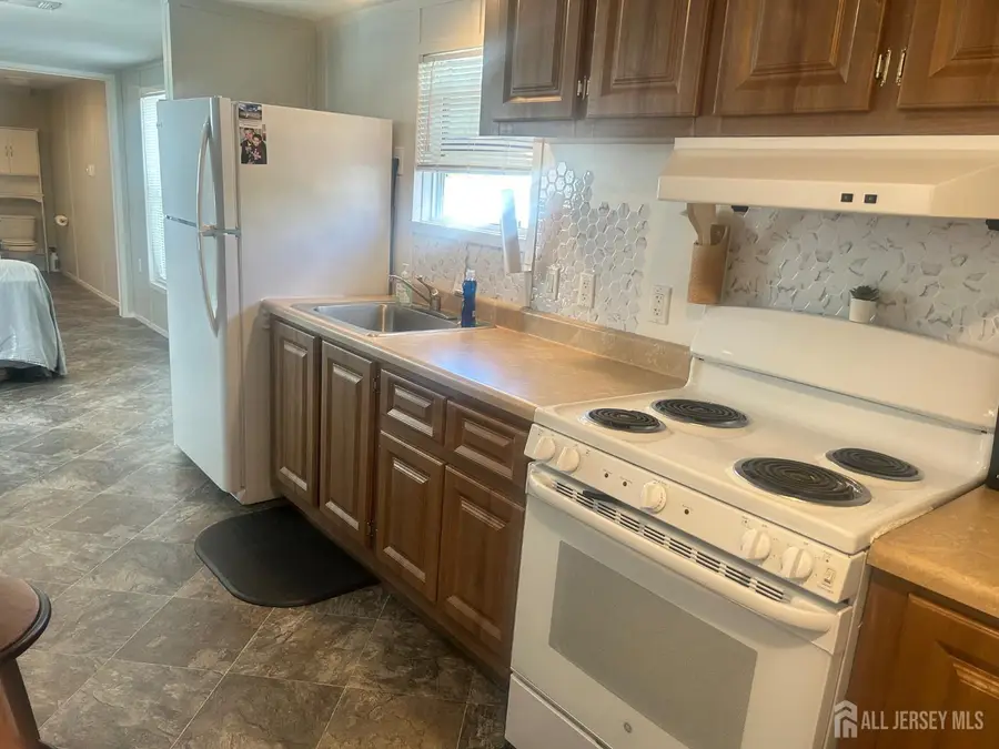 -20 Watts Street, South River, NJ 08882 - #3