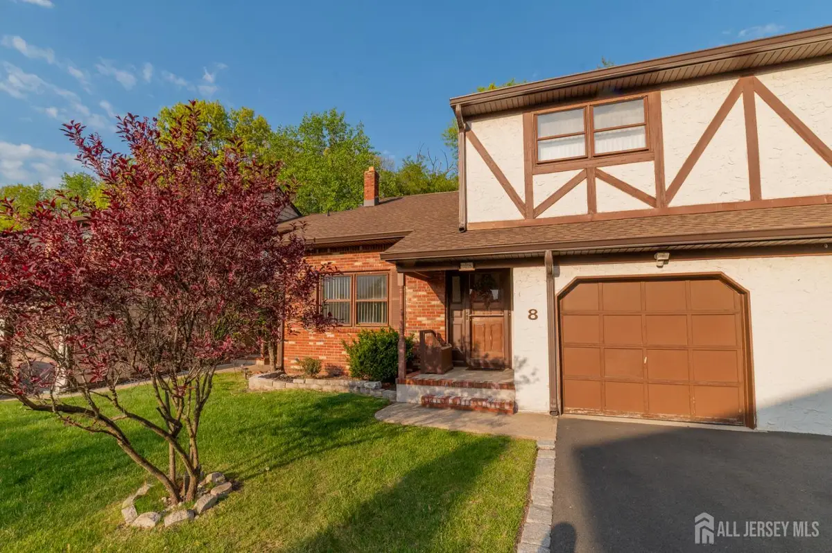 -8 Winsor Court, Sayreville, NJ 08872 - #1